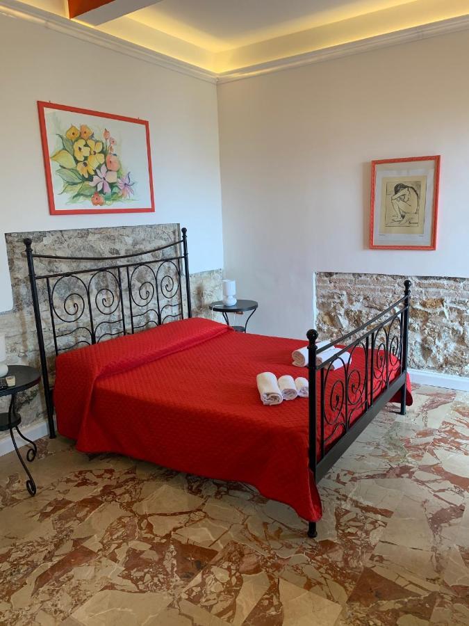 Delle Rondini Bed & Breakfast 3*