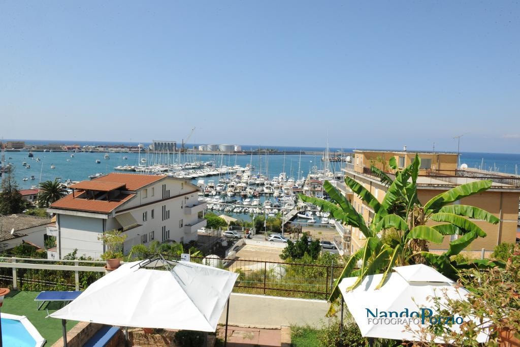 Delle Rondini Bed & Breakfast 3*
